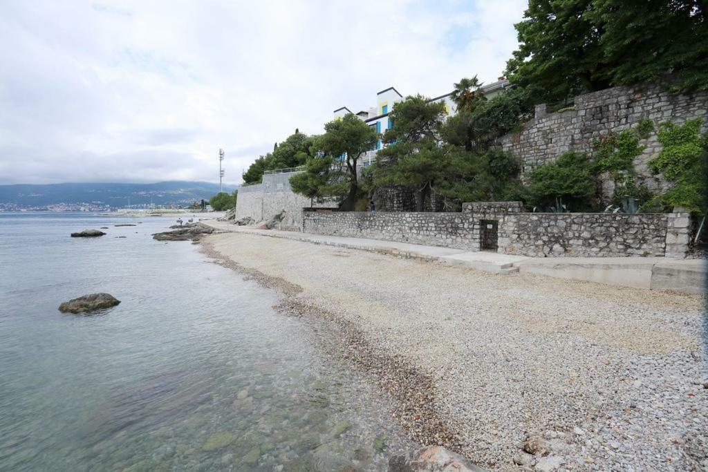Apartment Laurel Rijeka Bagian luar foto